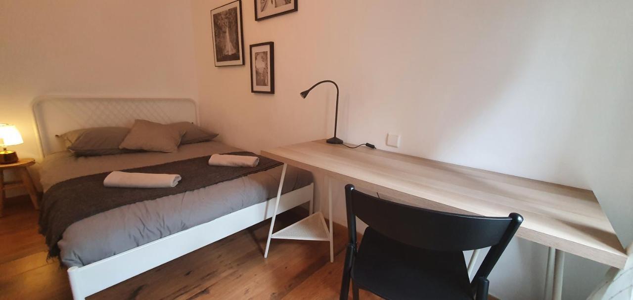 Santocha : Appartement En Plein Coeur De Ville ! Carcassonne Eksteriør bilde