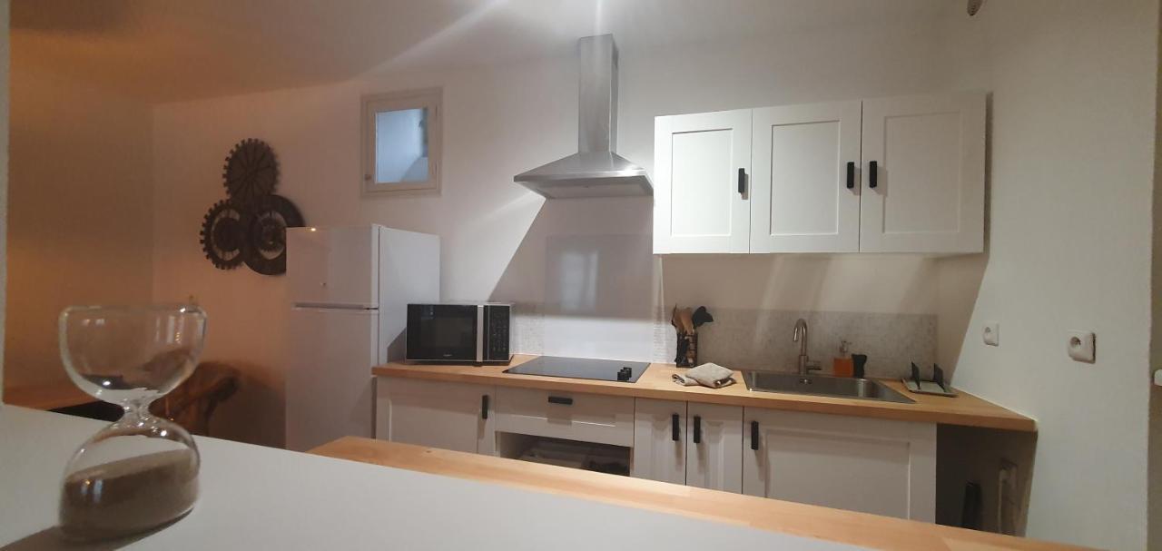 Santocha : Appartement En Plein Coeur De Ville ! Carcassonne Eksteriør bilde